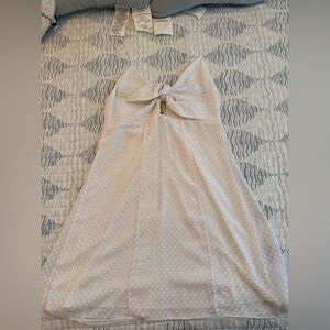 Alice + Olivia Ivory Bow-Front Strapless Dress